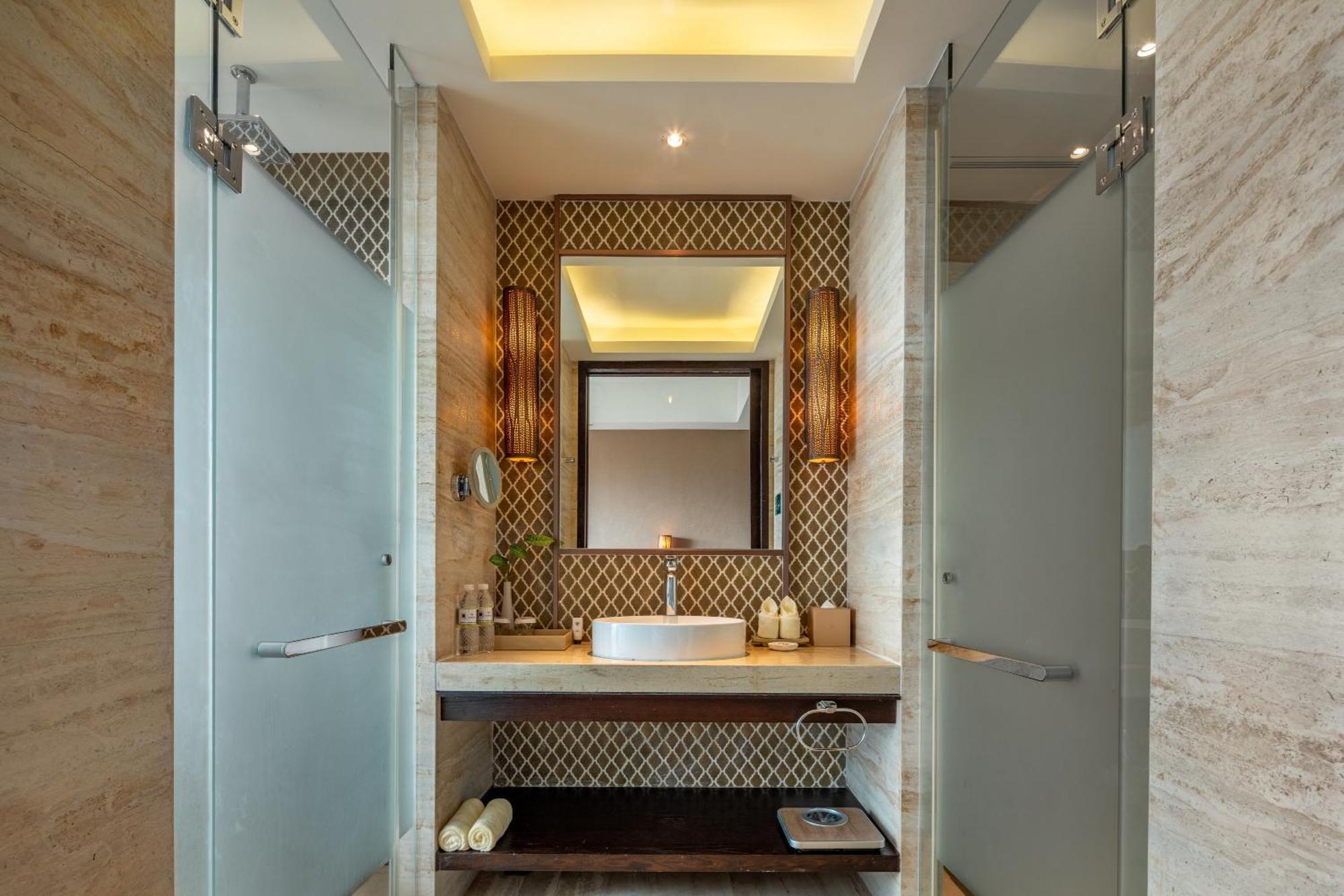 Mangrove Tree Resort World Sanya Bay- Queen Palm Towers Екстер'єр фото